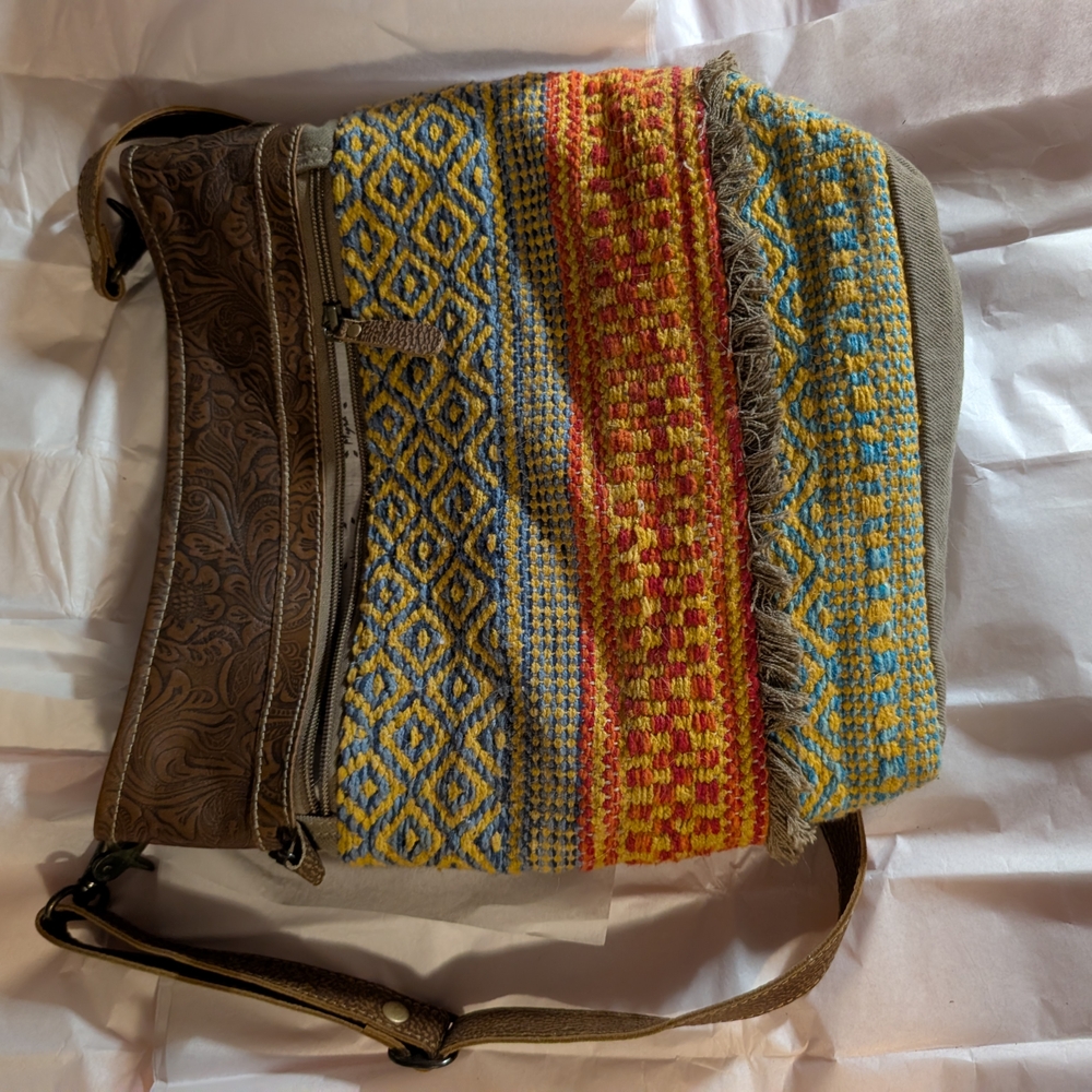 Myra Multicolor Patterned Shoulder Bag